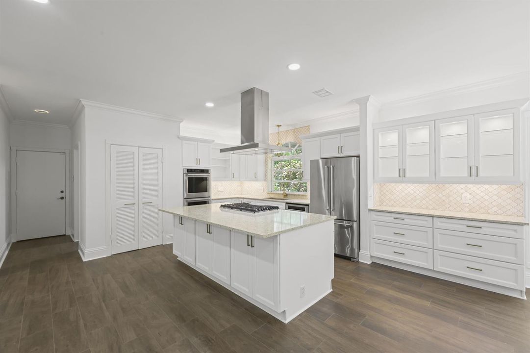 2396 Shore Drive - 23.jpg-FULL