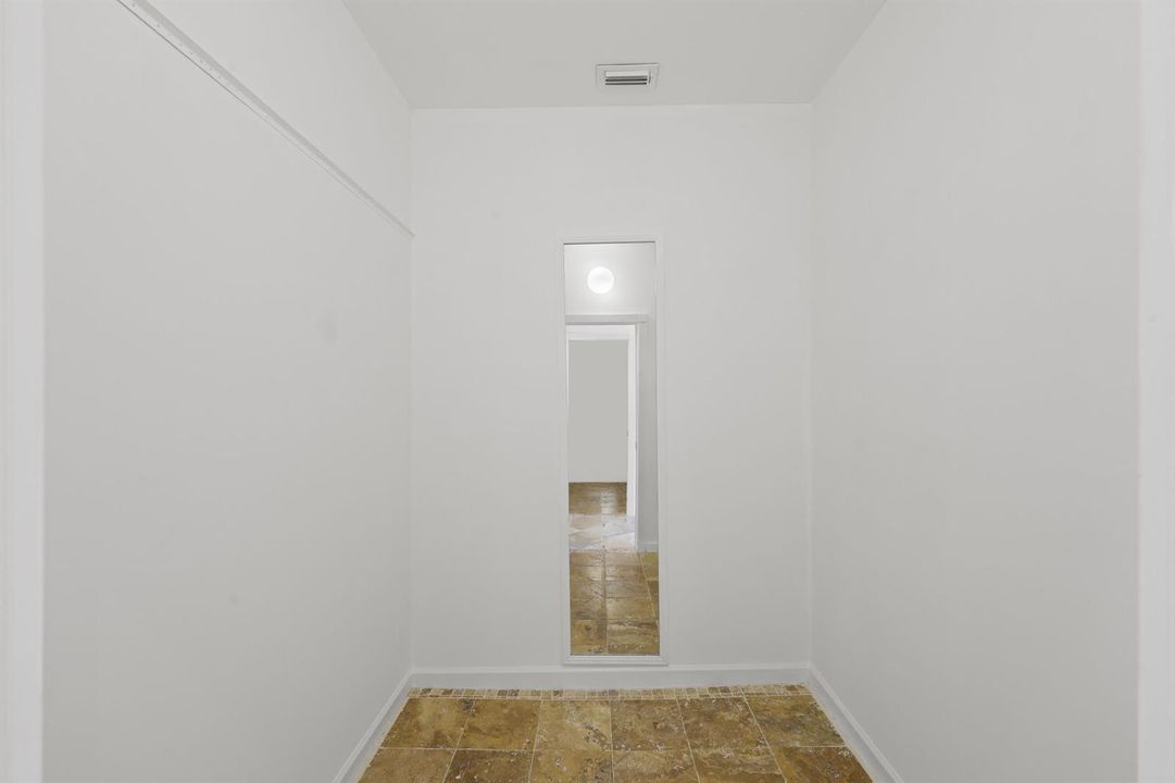 2396 Shore Drive - 62.jpg-FULL
