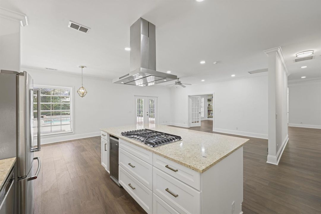2396 Shore Drive - 29.jpg-FULL