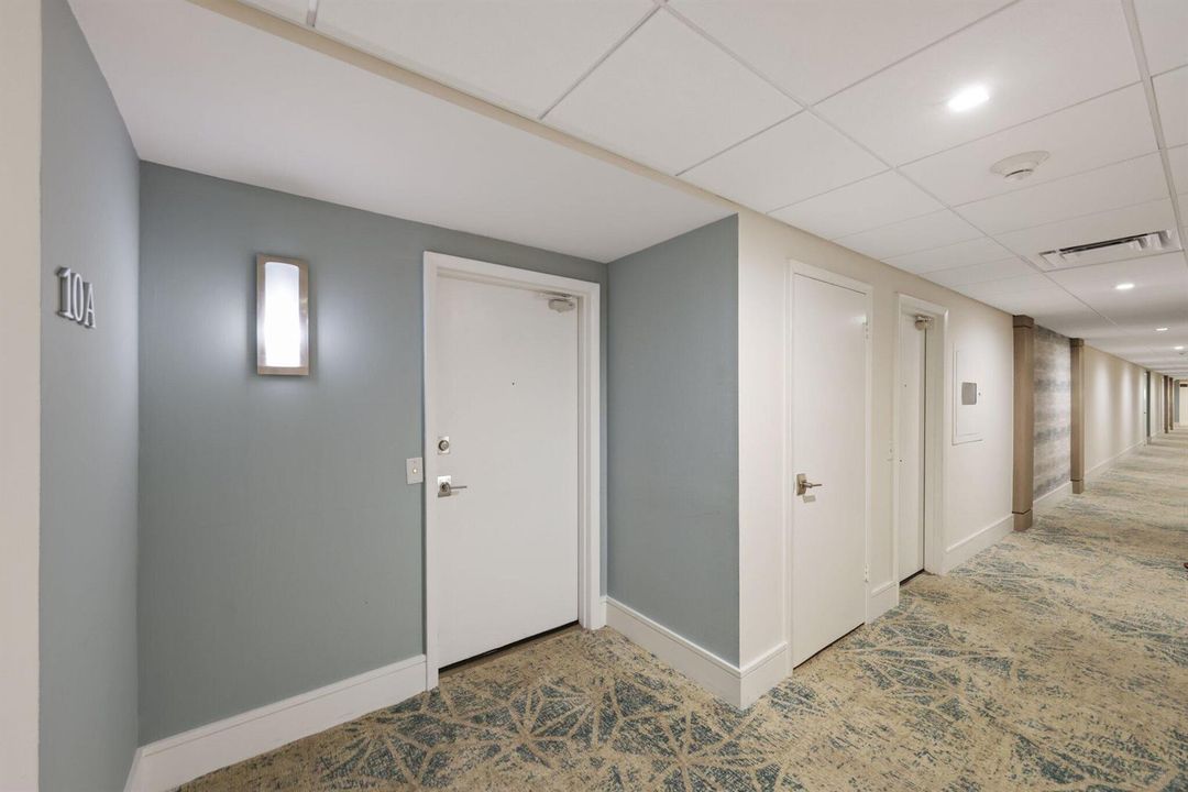 50 East Road, 10a - 33.jpg-SMALL