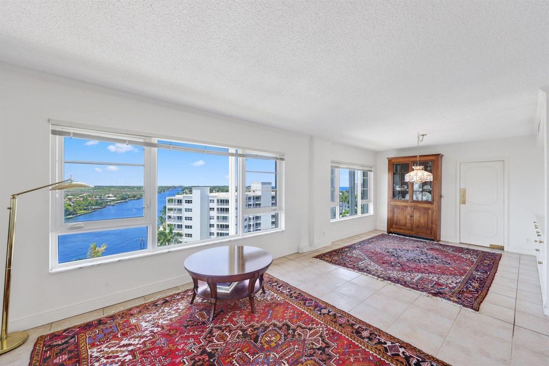 50 East Road, 10a - 9.jpg-SMALL