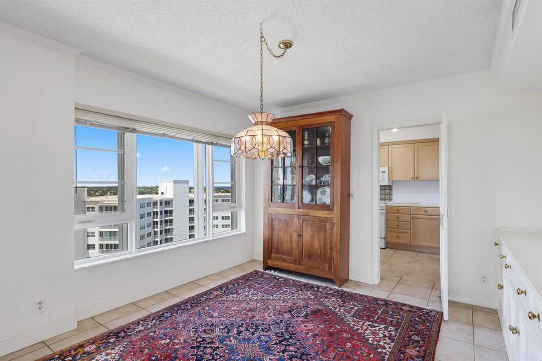 50 East Road, 10a - 5.jpg-SMALL