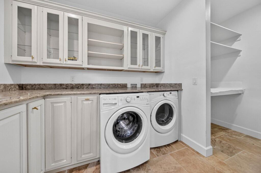 laundry2.jpg-SMALL
