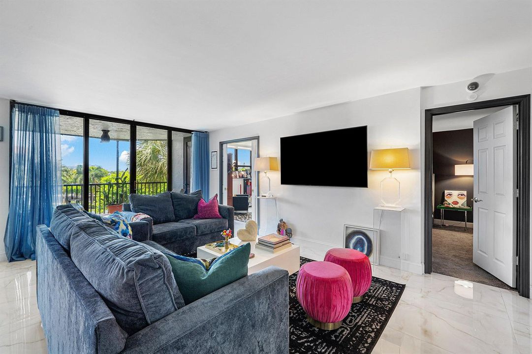 005-800JefferyStreet-307-BocaRaton-FL-33