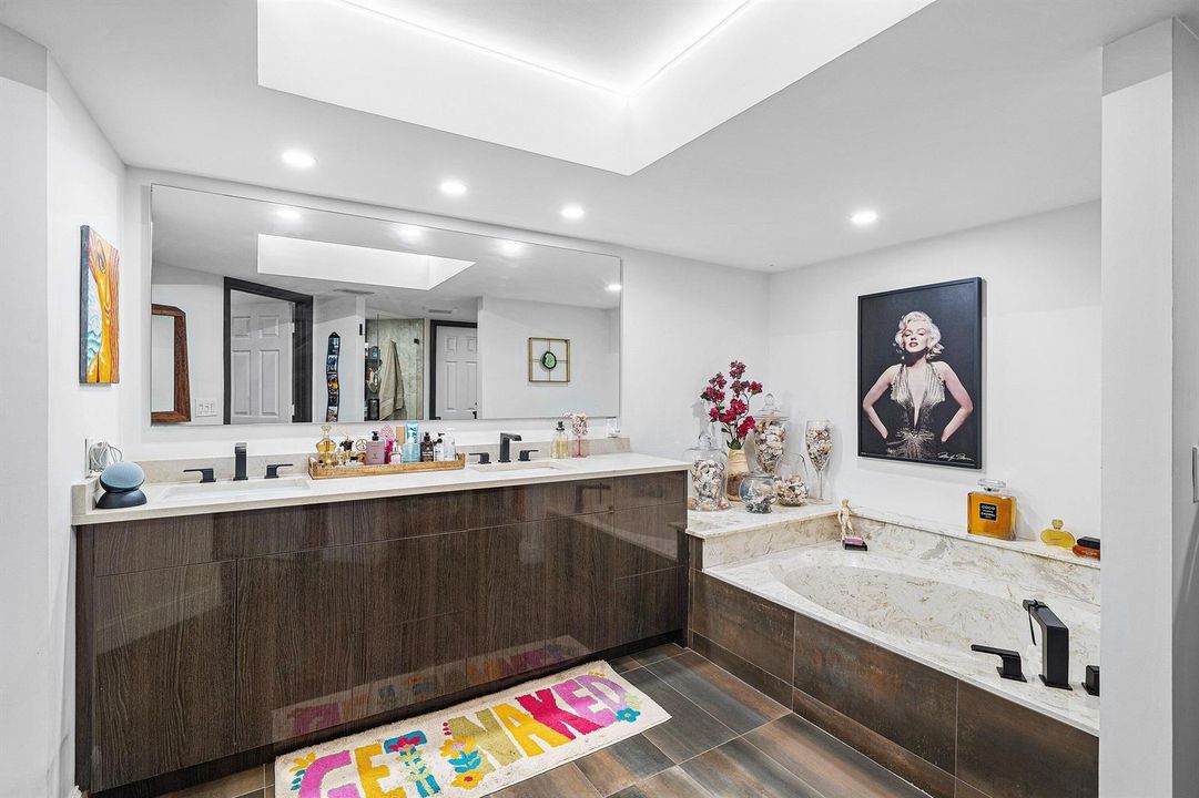 029-800JefferyStreet-307-BocaRaton-FL-33