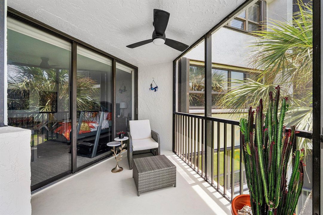 024-800JefferyStreet-307-BocaRaton-FL-33