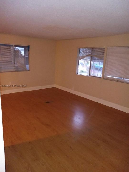 En Venta: $39,900 (2 camas, 2 baños, 960 Pies cuadrados)