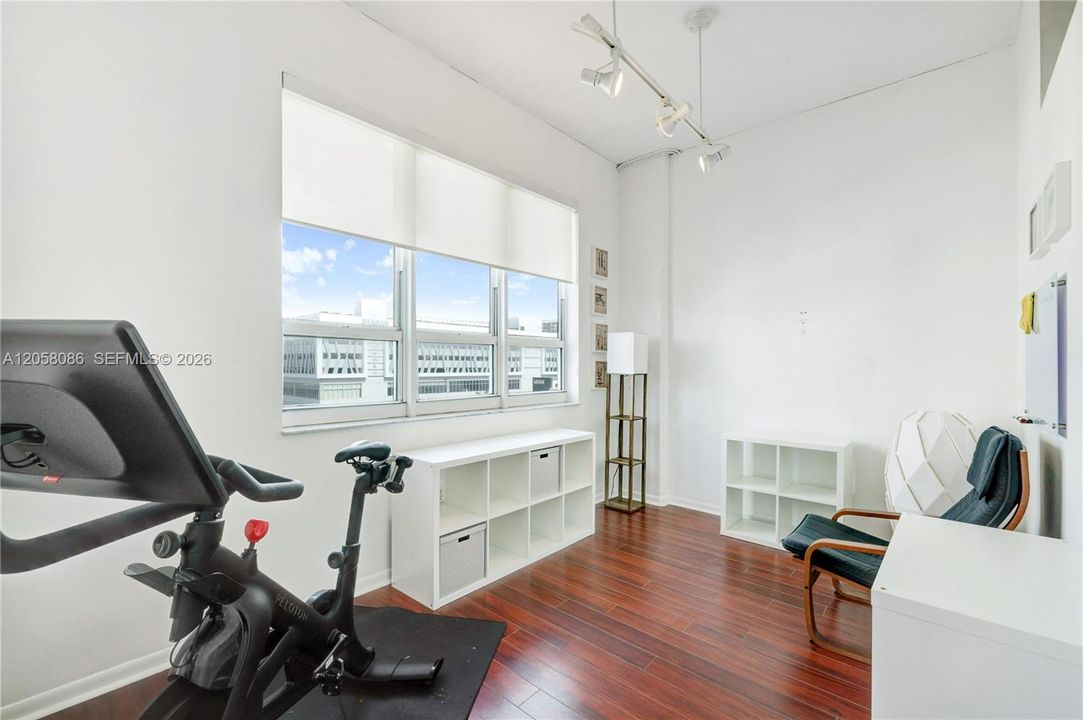 В аренду: $3,200 (1 спален, 1 ванн, 794 Квадратных фут)