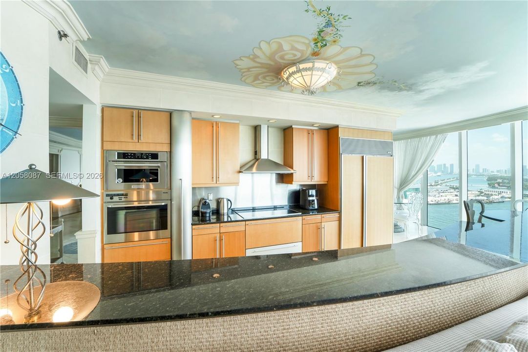 В аренду: $40,000 (3 спален, 3 ванн, 3365 Квадратных фут)