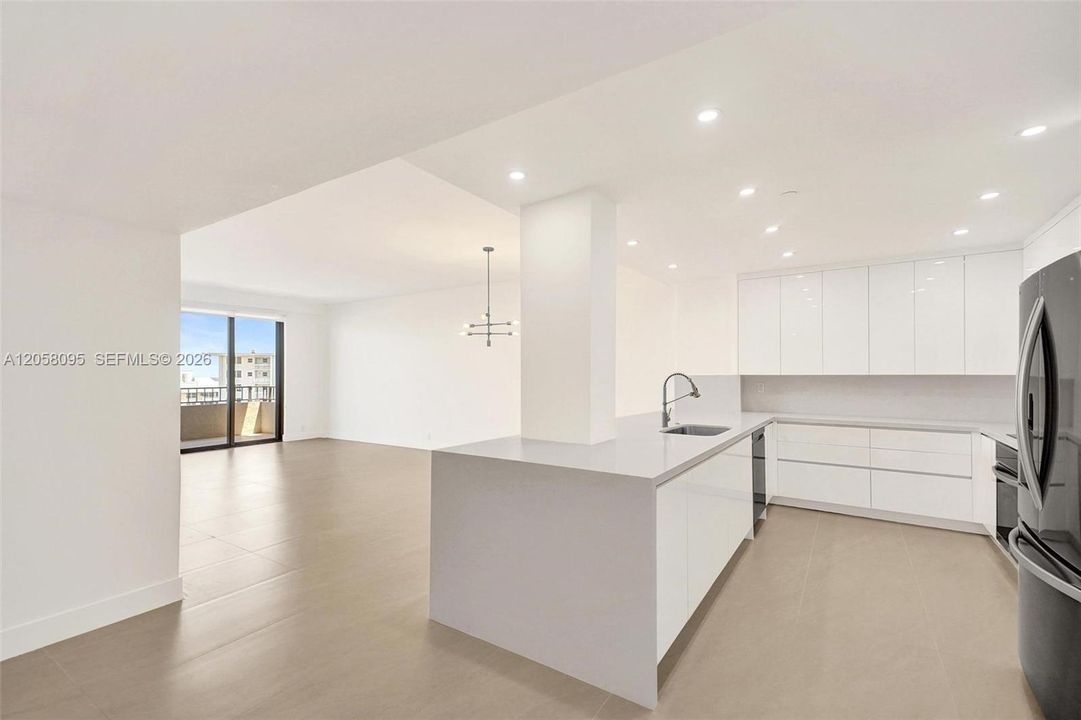 В аренду: $8,500 (2 спален, 2 ванн, 1532 Квадратных фут)