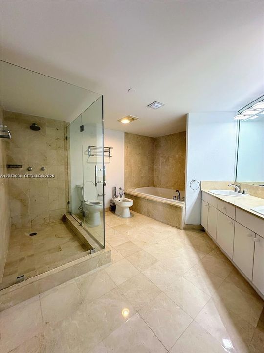 For Rent: $7,875 (3 beds, 2 baths, 2050 Square Feet)