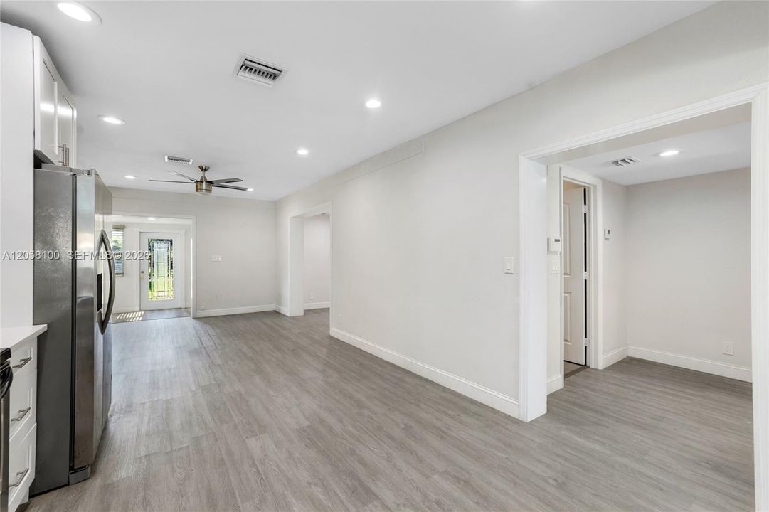 For Sale: $1,029,950 (4 beds, 2 baths, 1792 Square Feet)