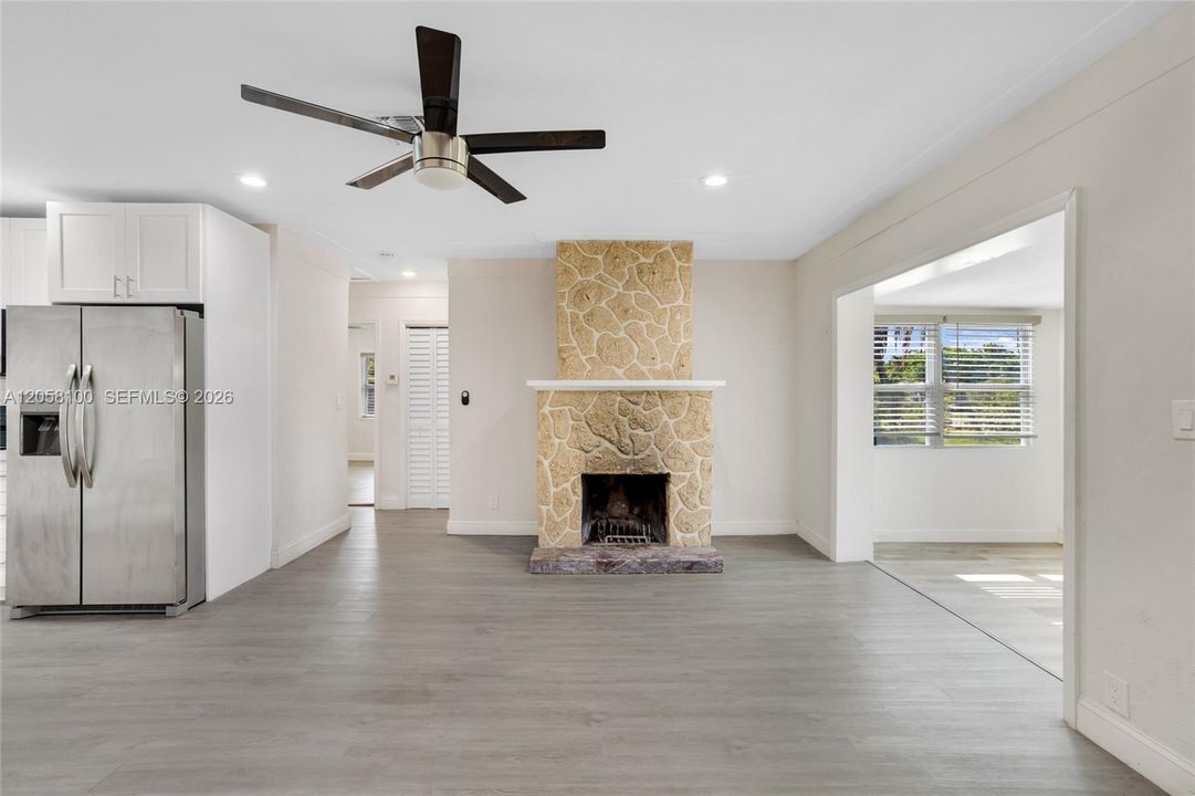 For Sale: $1,029,950 (4 beds, 2 baths, 1792 Square Feet)