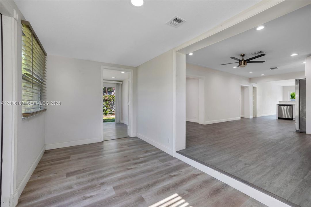 For Sale: $1,029,950 (4 beds, 2 baths, 1792 Square Feet)