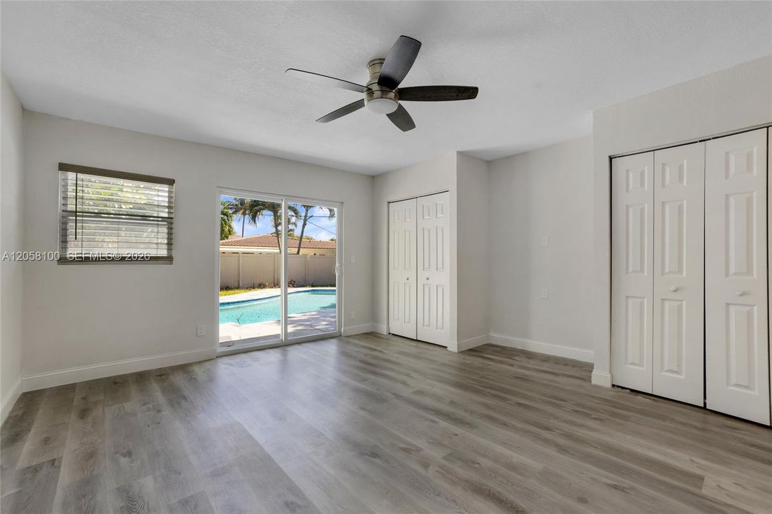 For Sale: $1,029,950 (4 beds, 2 baths, 1792 Square Feet)