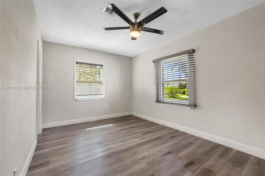 For Sale: $1,029,950 (4 beds, 2 baths, 1792 Square Feet)