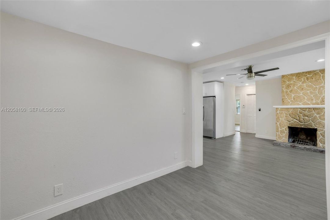 For Sale: $1,029,950 (4 beds, 2 baths, 1792 Square Feet)