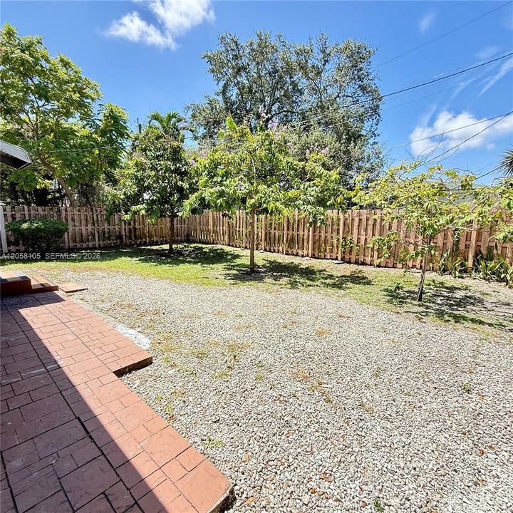 En Renta: $2,500 (2 camas, 1 baños, 1090 Pies cuadrados)