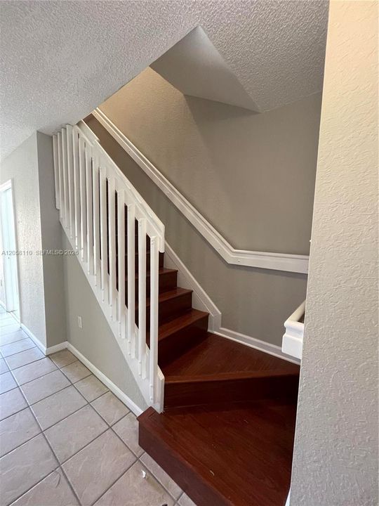 For Rent: $2,550 (3 beds, 2 baths, 1150 Square Feet)