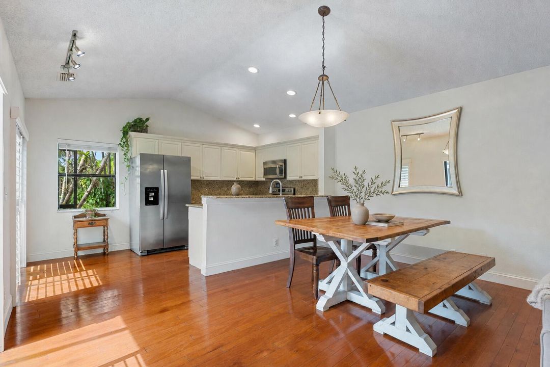 DiningKitchen2