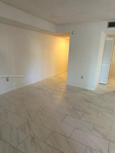 For Rent: $2,600 (2 beds, 2 baths, 1334 Square Feet)