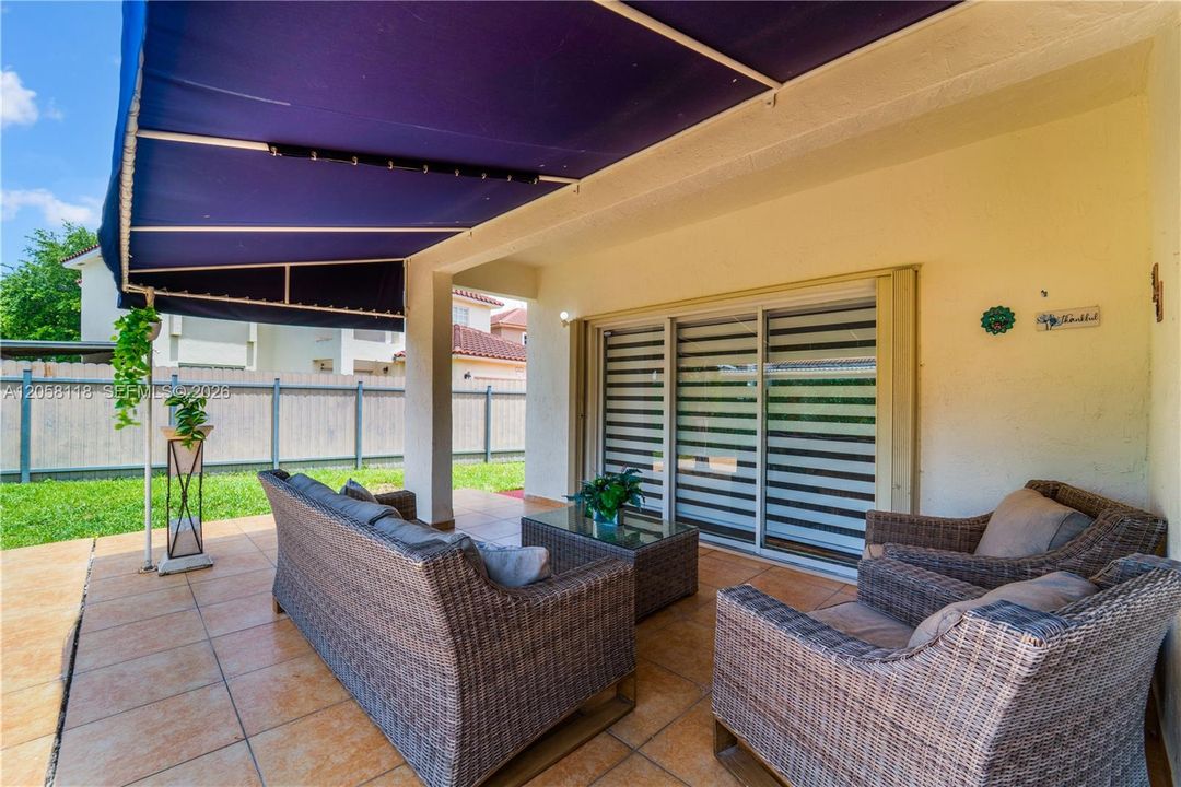 For Sale: $675,000 (3 beds, 2 baths, 1627 Square Feet)