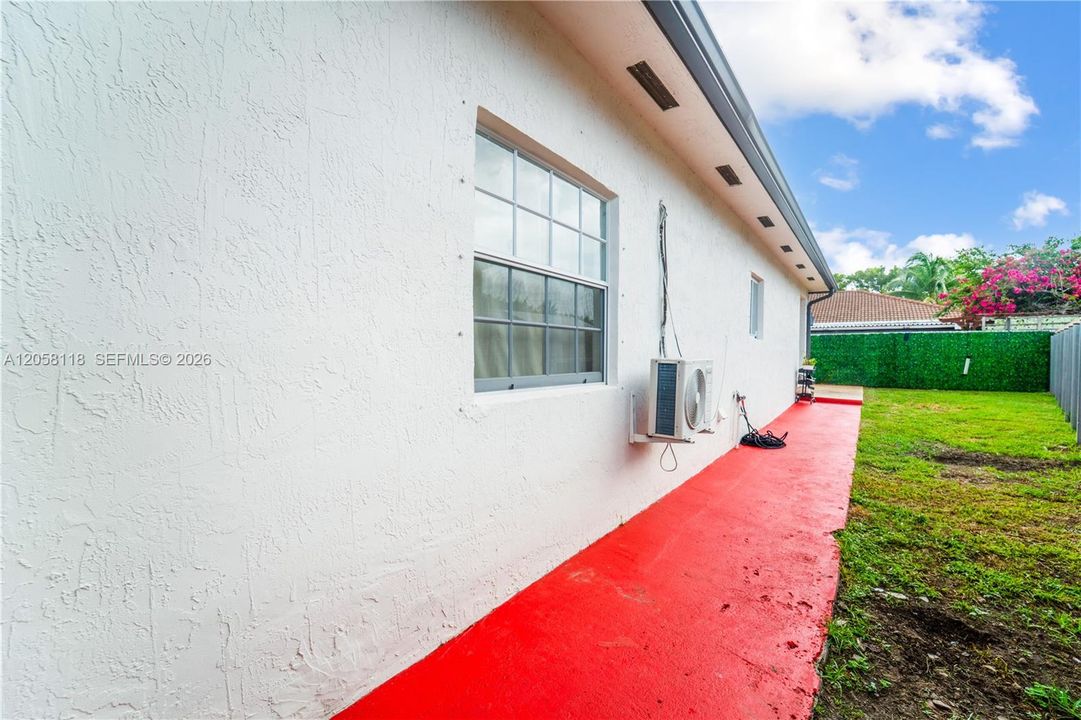 For Sale: $675,000 (3 beds, 2 baths, 1627 Square Feet)