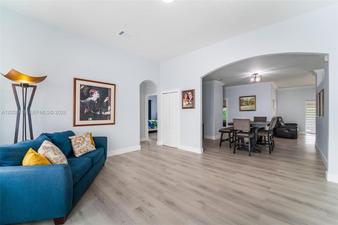 For Sale: $675,000 (3 beds, 2 baths, 1627 Square Feet)