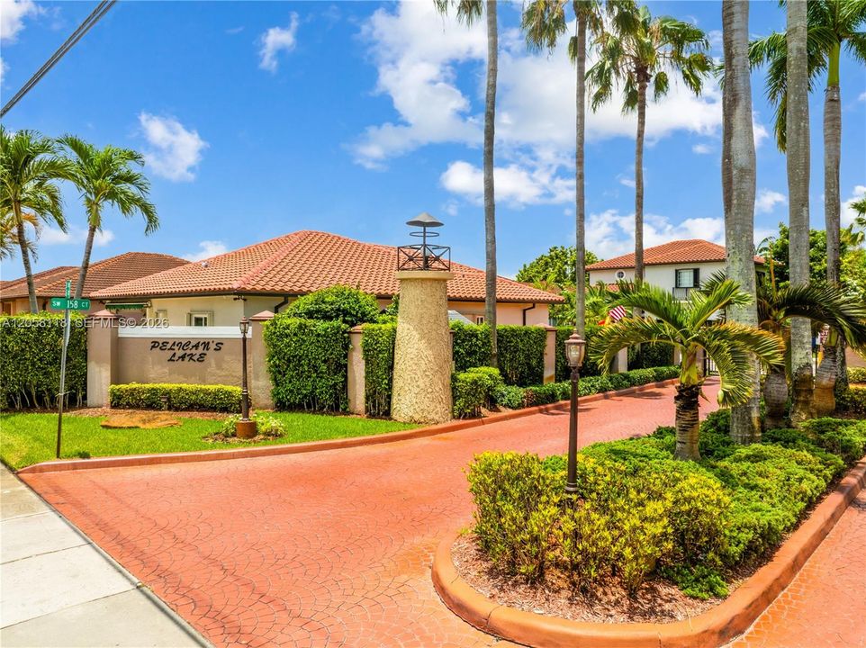 For Sale: $675,000 (3 beds, 2 baths, 1627 Square Feet)