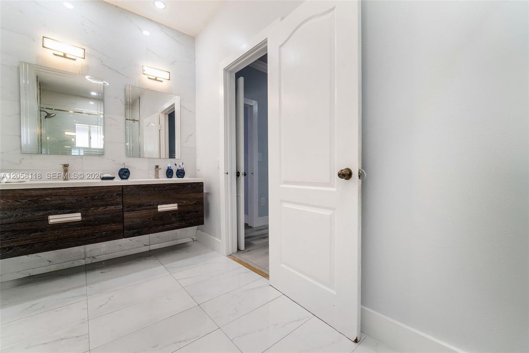 For Sale: $675,000 (3 beds, 2 baths, 1627 Square Feet)