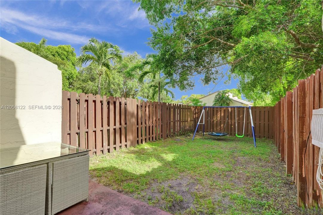 На продажу: $379,900 (3 спален, 2 ванн, 1508 Квадратных фут)