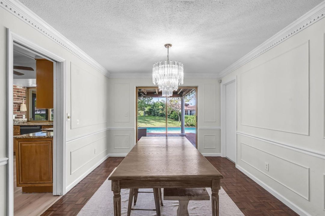 Formal Dining