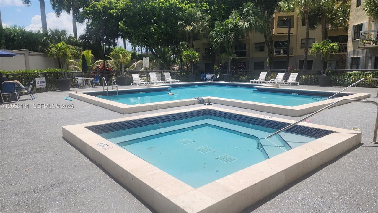 For Rent: $1,795 (1 beds, 1 baths, 710 Square Feet)