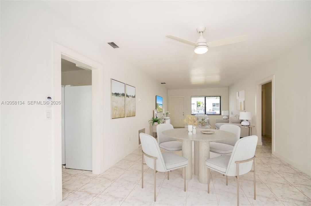 En Venta: $895,000 (3 camas, 2 baños, 1472 Pies cuadrados)