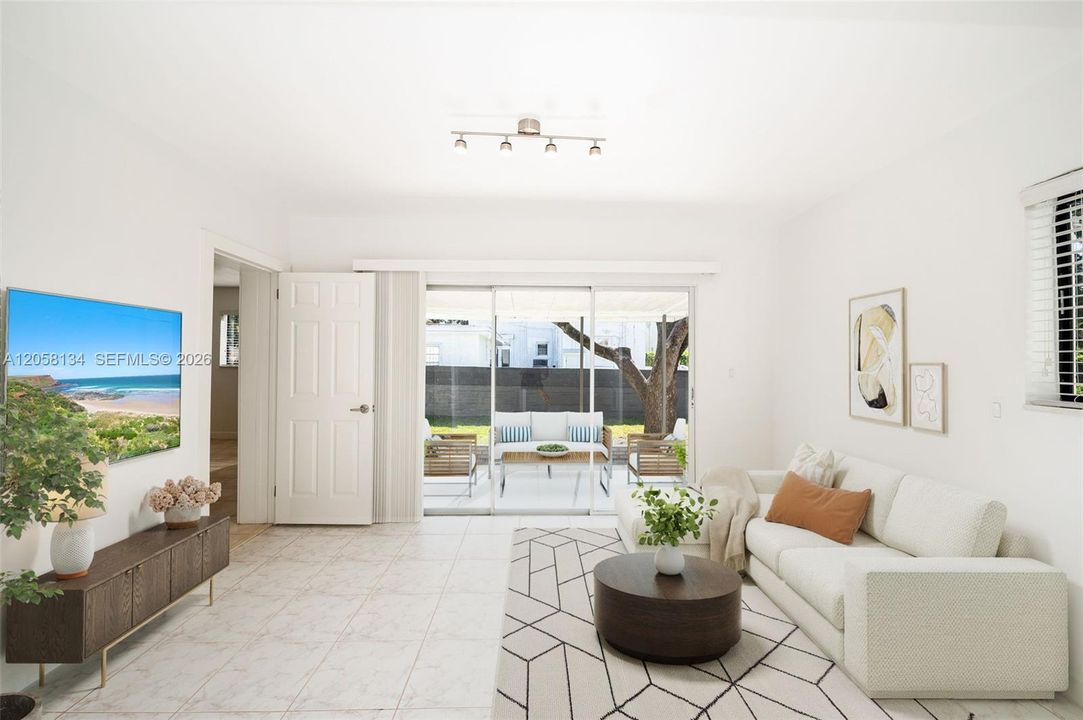 En Venta: $895,000 (3 camas, 2 baños, 1472 Pies cuadrados)