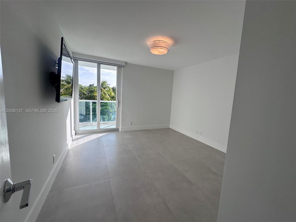 Second bedroom