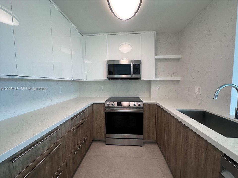 En Venta: $626,000 (2 camas, 2 baños, 1521 Pies cuadrados)