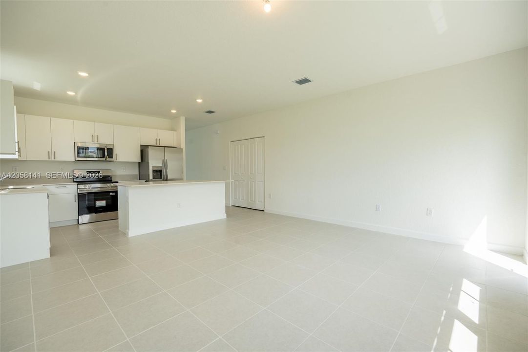 Active With Contract: $4,000 (4 beds, 3 baths, 0 Square Feet)