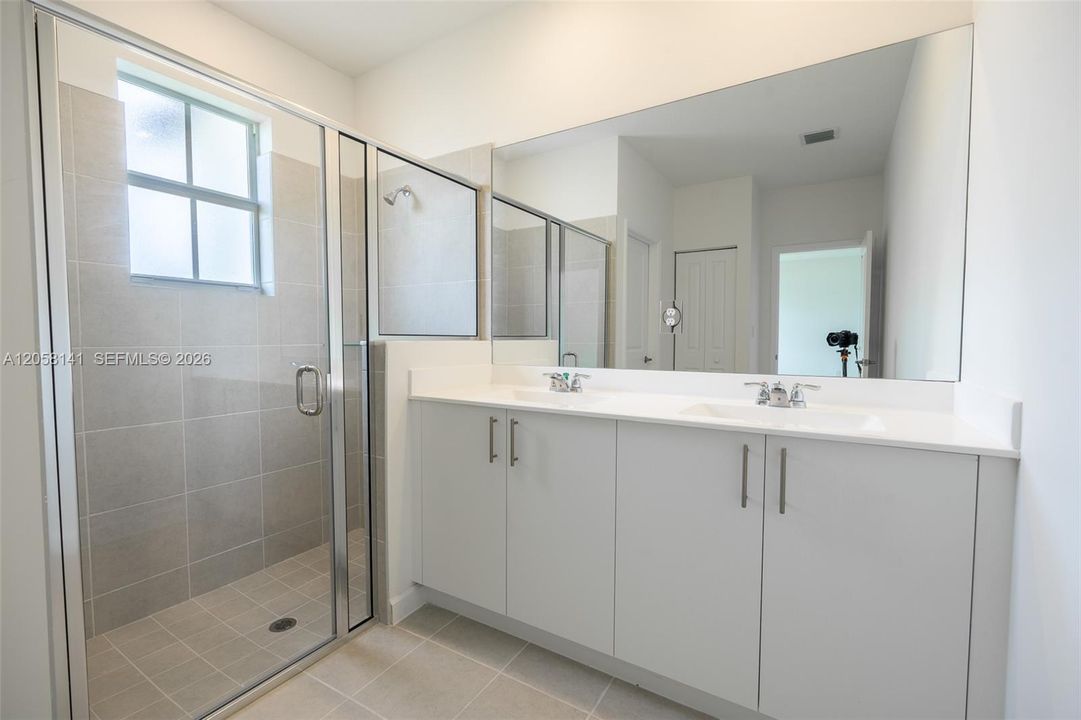 Active With Contract: $4,000 (4 beds, 3 baths, 0 Square Feet)