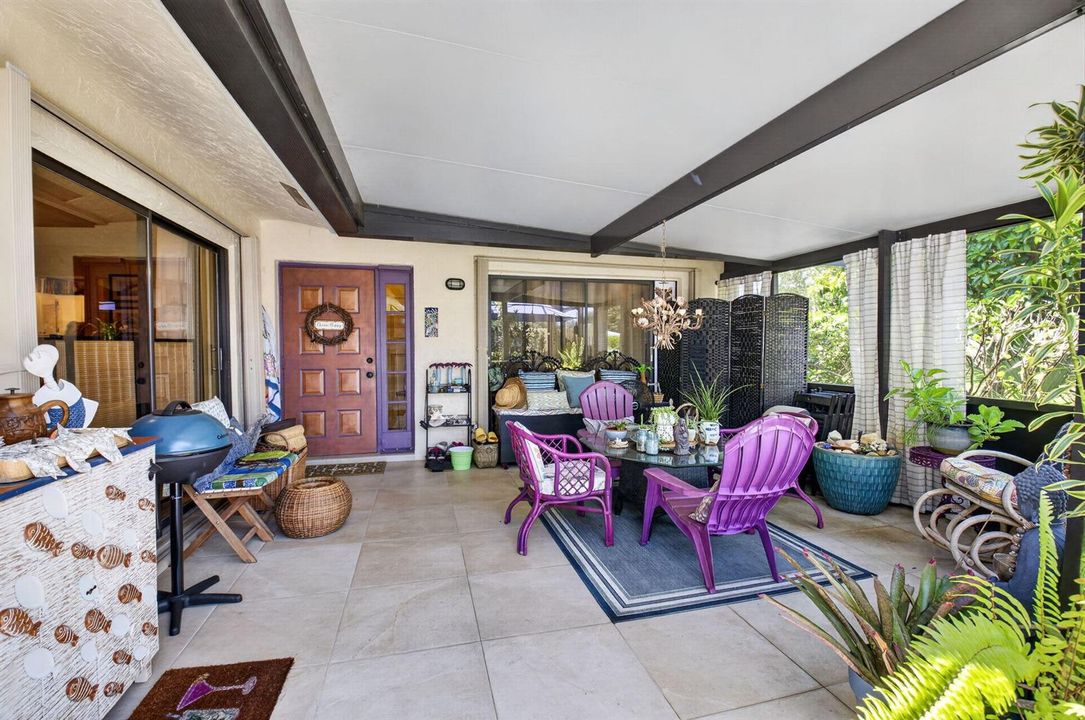 COVERED PATIO SECTION