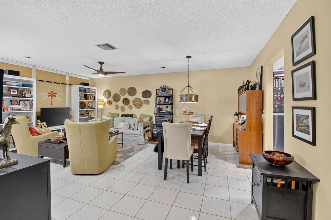 LIVING/DINING