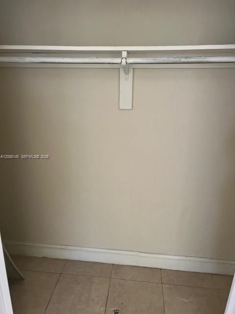В аренду: $3,000 (3 спален, 2 ванн, 1000 Квадратных фут)