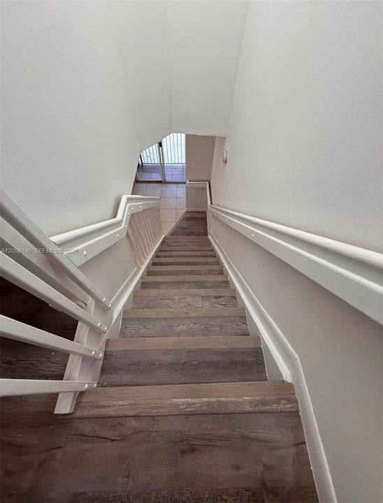В аренду: $1,900 (2 спален, 1 ванн, 25470 Квадратных фут)