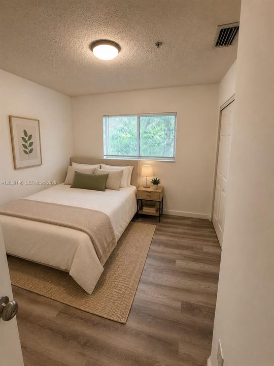 В аренду: $1,900 (2 спален, 1 ванн, 25470 Квадратных фут)