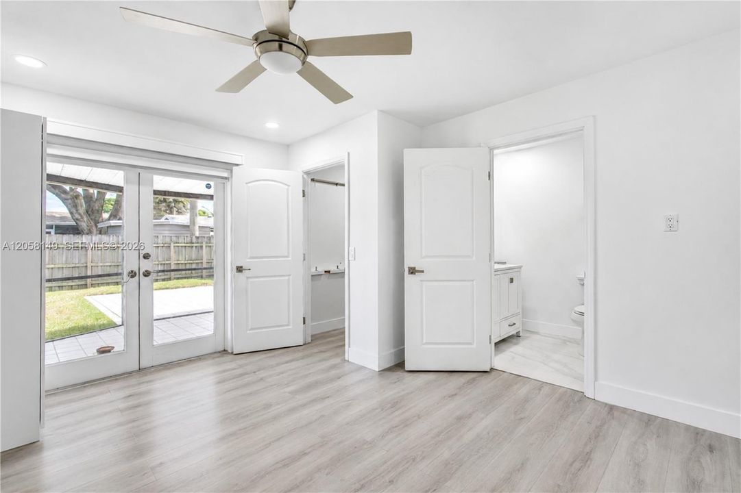 En Venta: $620,000 (3 camas, 2 baños, 1377 Pies cuadrados)