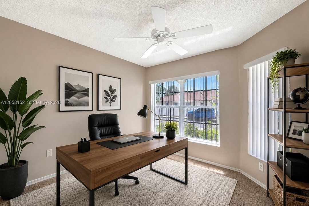 Virtual staging Office /3rd bedroom