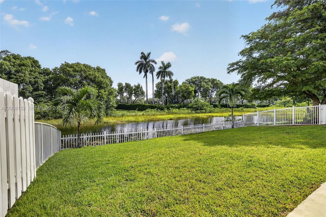 En Venta: $643,000 (3 camas, 2 baños, 1528 Pies cuadrados)