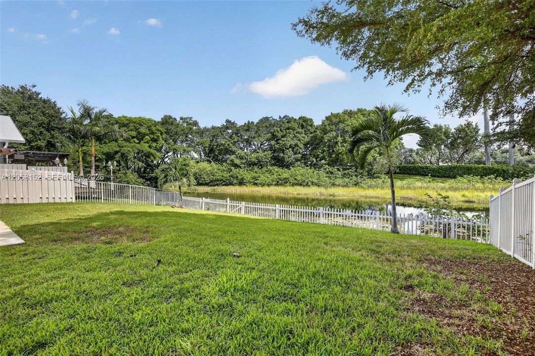 En Venta: $643,000 (3 camas, 2 baños, 1528 Pies cuadrados)