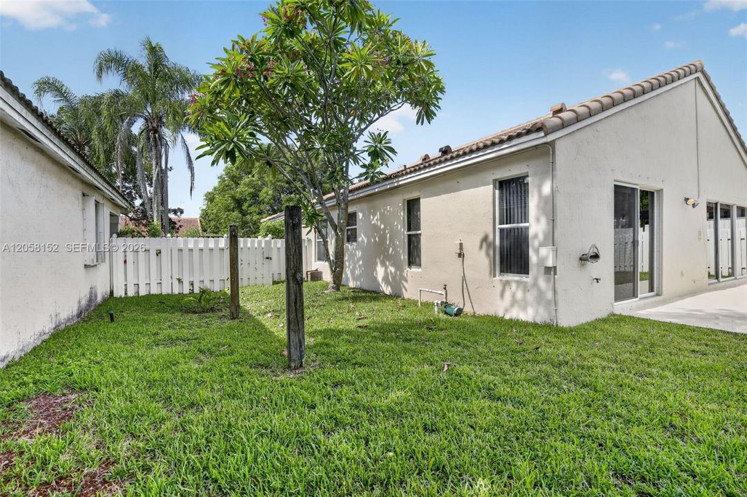 En Venta: $643,000 (3 camas, 2 baños, 1528 Pies cuadrados)