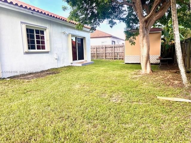 For Rent: $3,300 (4 beds, 2 baths, 1791 Square Feet)
